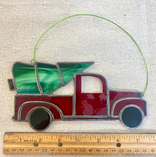 COE 96 Holiday Truck and Tree