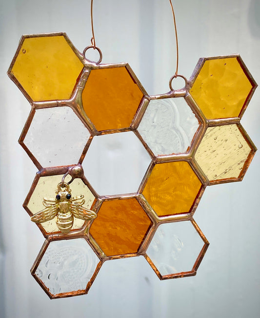 Honeycomb w/ Bee - Small 11 Piece